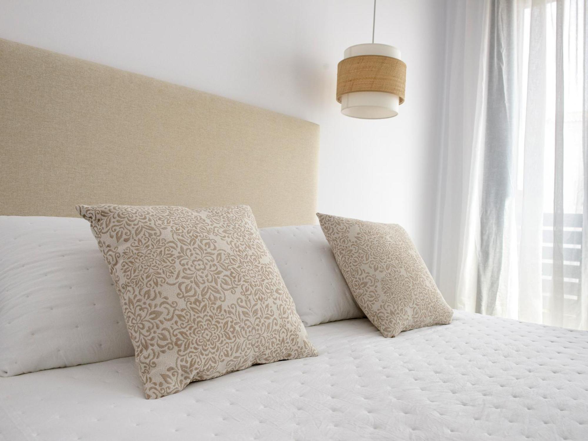 Antonella Suites Фуэнтес-де-Андалусия Экстерьер фото